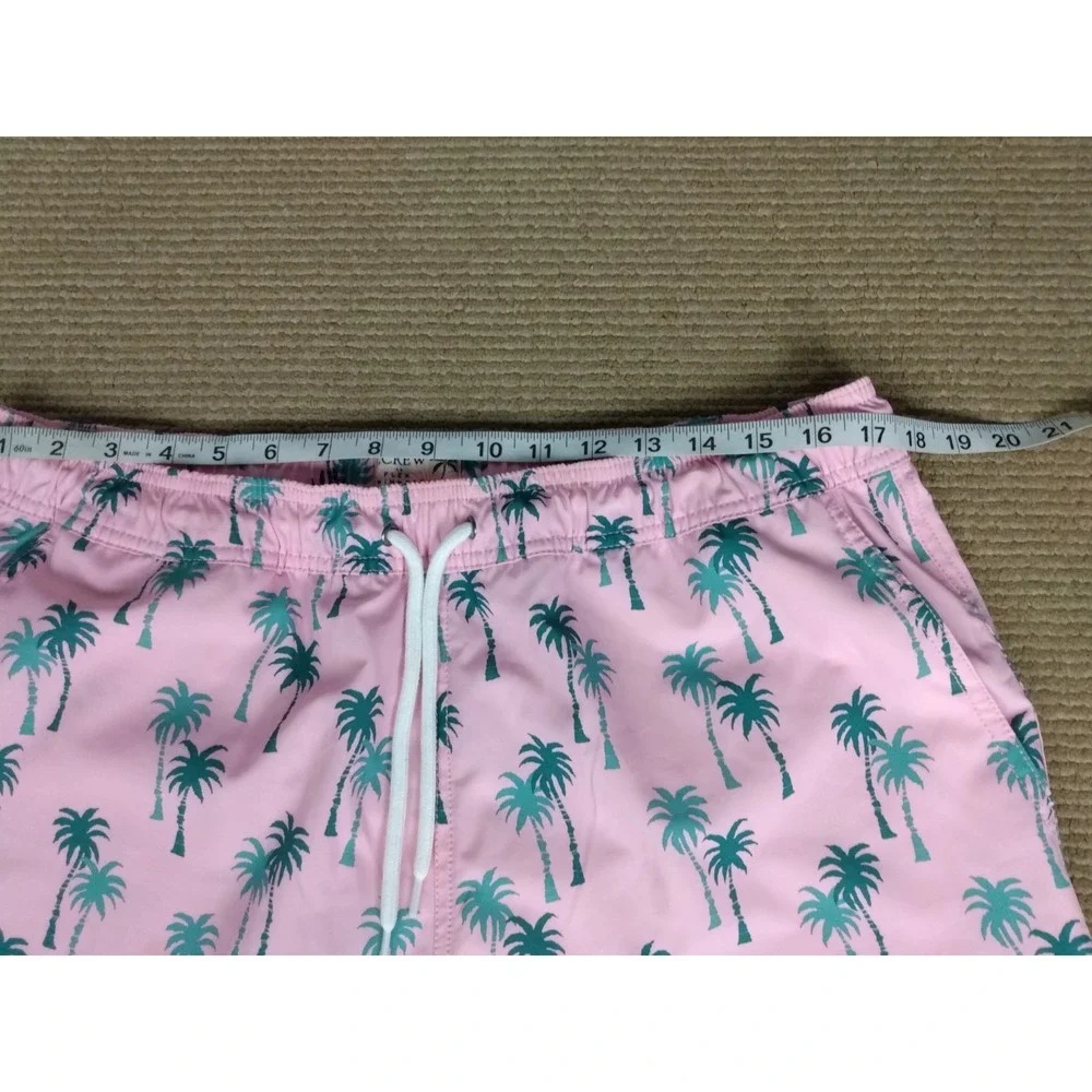 J. CREW Flex Men's Palm Print Swim Wear Shorts Large‎ Pink